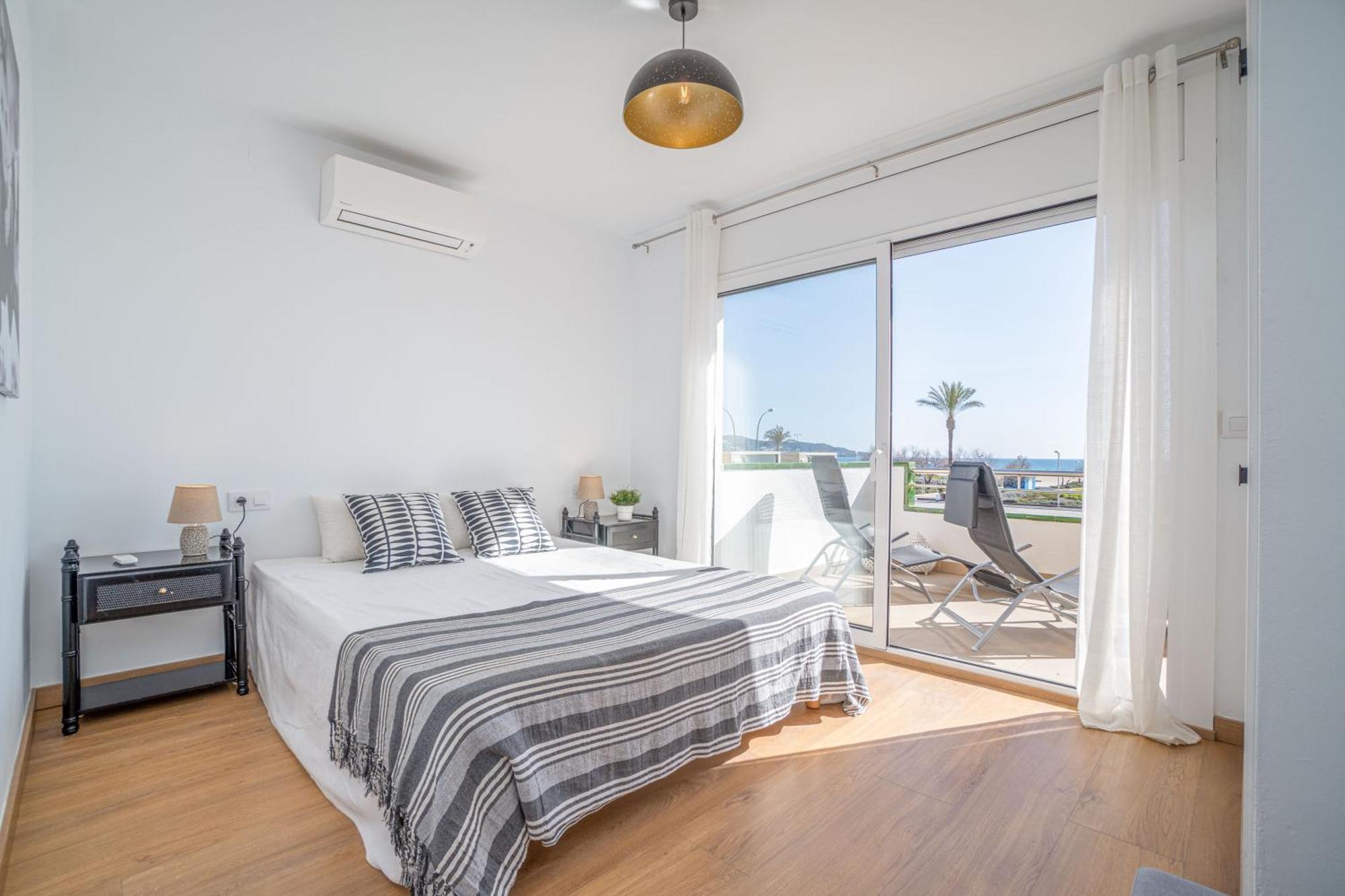1013 Apartamento Vista Mar Con 2 Habitaciones By Homeselectspain Empuriabrava Exterior foto